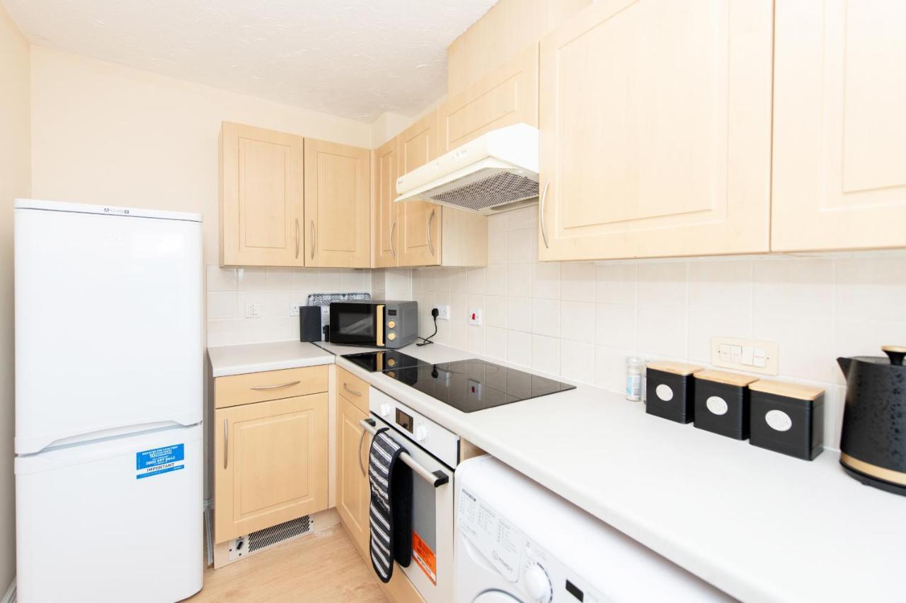 Escape The Matrix - 2 Bed Flat In City Centre With Free Parking Southampton Eksteriør billede
