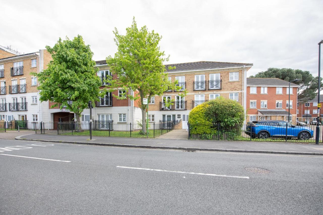 Escape The Matrix - 2 Bed Flat In City Centre With Free Parking Southampton Eksteriør billede